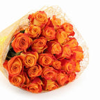 'Silantoi' Two-Tone Orange Signature Rose Bouquet w. Modern Mesh Wrap